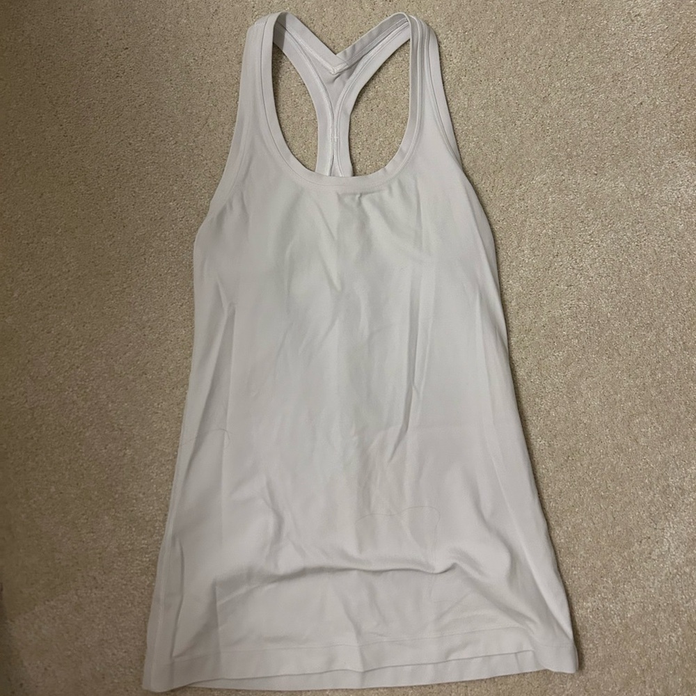 lululemon racerback tank white size 4 (stretchy old material no longer sold)